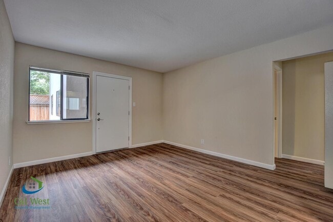 Photo - 428 S 11th St