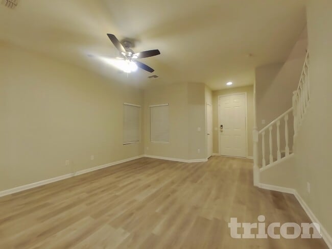 Photo - 17102 N 185th Ln