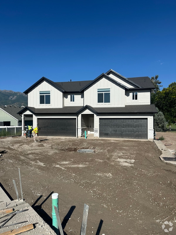 Building Photo - 520 E South Weber Dr Rental