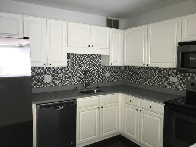 Photo - 211 E Ohio St Unit 1608