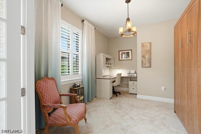 Photo - 5769 Mayflower Way