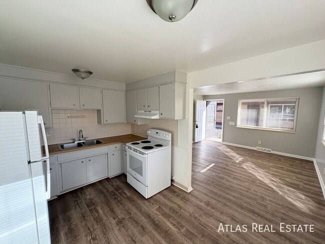 Photo - 4580 Everett Ct