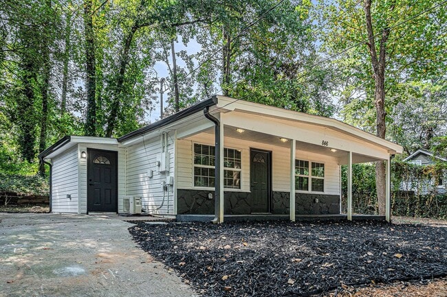 Photo - Fully Renovated Cottage near Downtown Smyrna!
