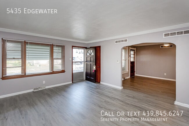 Photo - 5435 Edgewater-