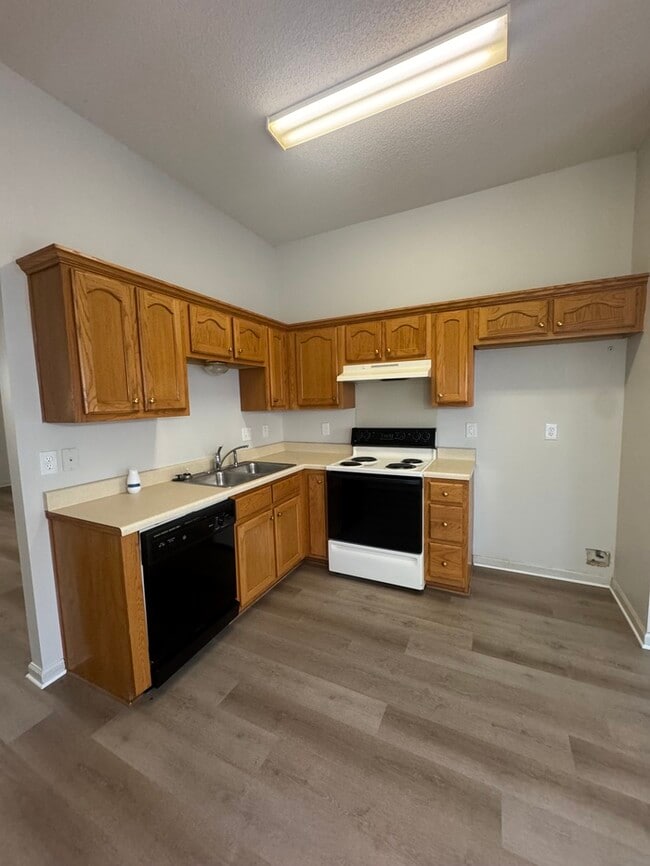 Photo - 2817 Misty Bay Dr