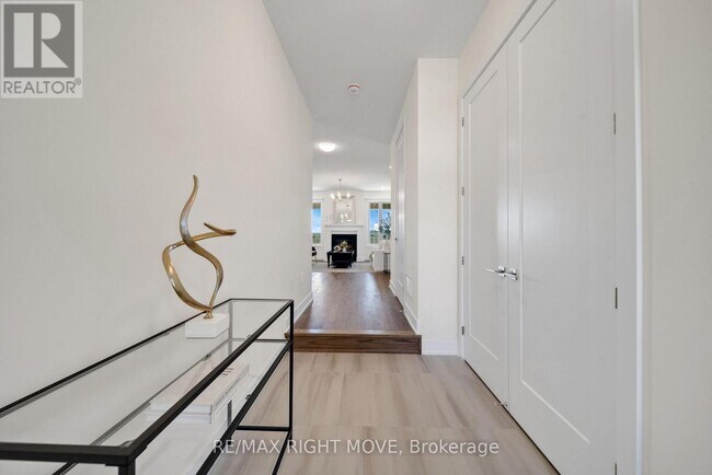 Photo - 3194 Orion Blvd