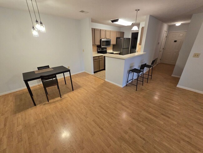 120 Carrington Ln Unit 208