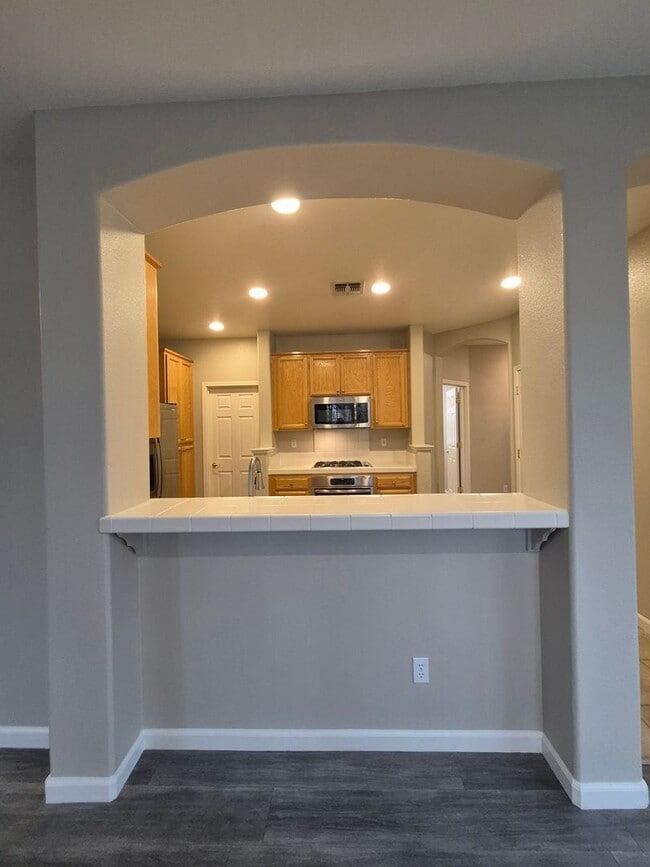Photo - Now Leasing!! 3bd/2ba Gorgeous Single-Story Home Located In Roseville