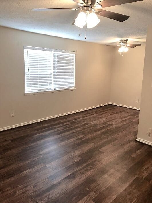 Photo - 1008 N Houston Ave
