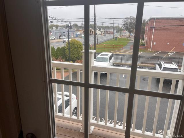 Photo - 333 W Montauk Hwy