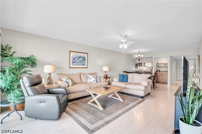 4640 Chantelle Dr Unit N204