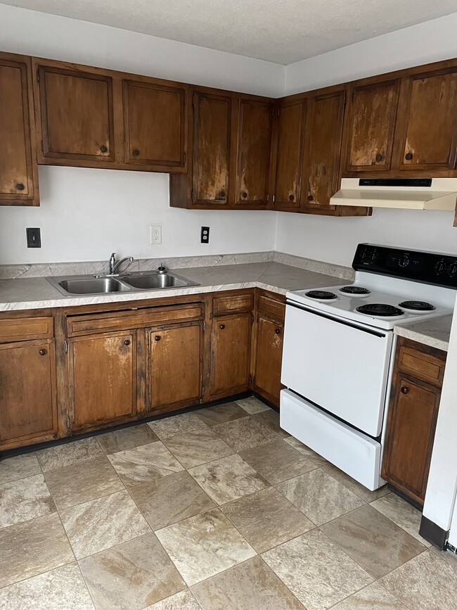 Photo - 3001 7th St N