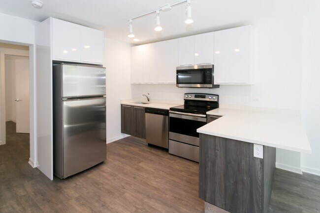 Photo - 940 W Winona St Unit 302