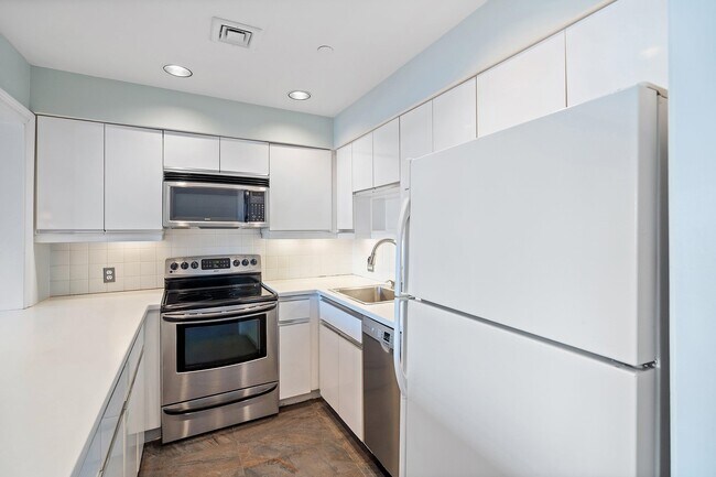 Photo - 100 Shearwater Ct E Unit 64