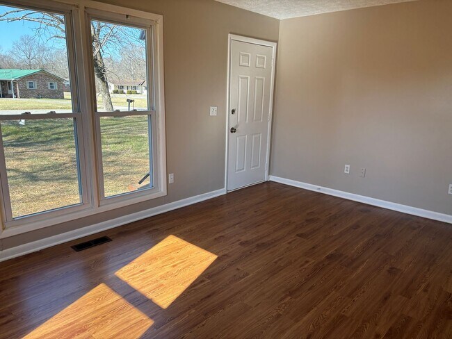 208 Colwell Ln Unit 208 Colwell Lane