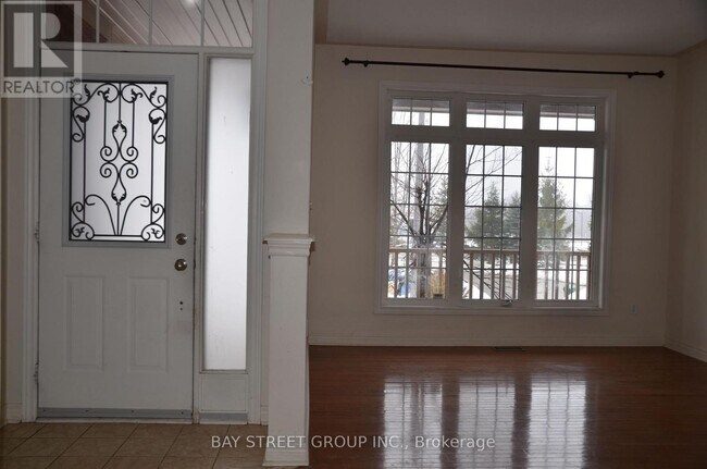 Photo - 27 Wilcliff Ct