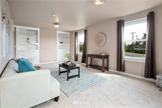 Photo - 2190 Washington St