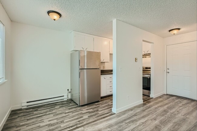 Photo - Amazing 1bed/1bath Apartment in White Center! Unit 204