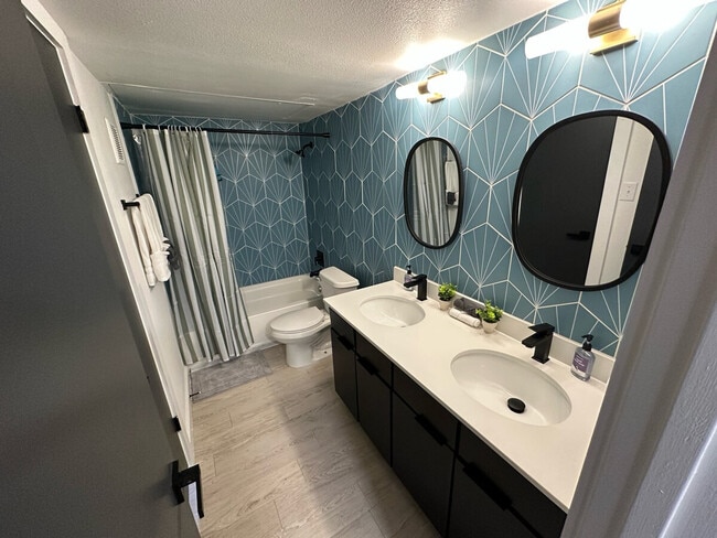 Photo - 1317 Newning Ave Unit SI ID1497887P