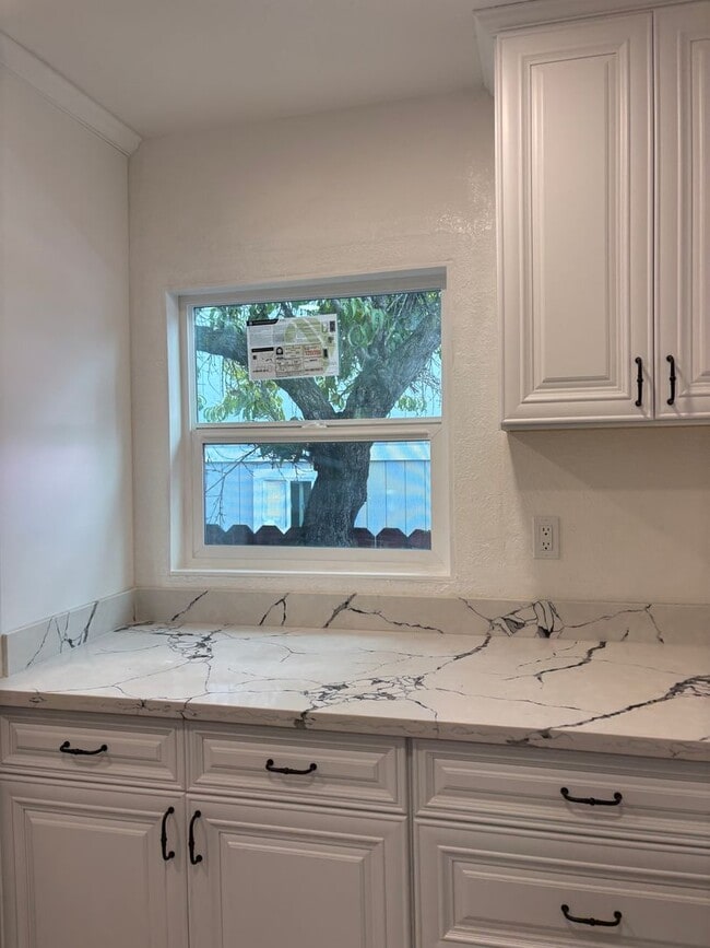 Photo - 54-1617 Unit B