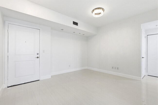 Photo - 511 SE 5 Ave Unit 2207