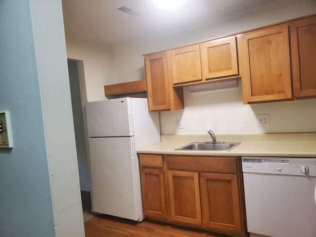 Photo - EVERGREEN PLACE APARTMENTS