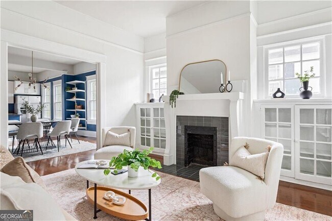 Photo - 1423 Fairbanks St SW