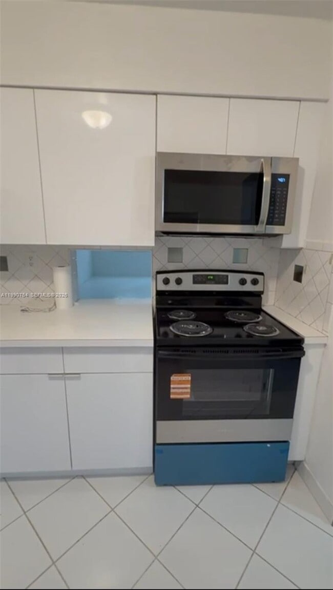 Photo - 1550 NE 191st St Unit 108-B