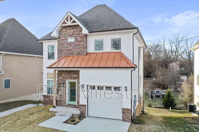 Photo - 530 N Third St