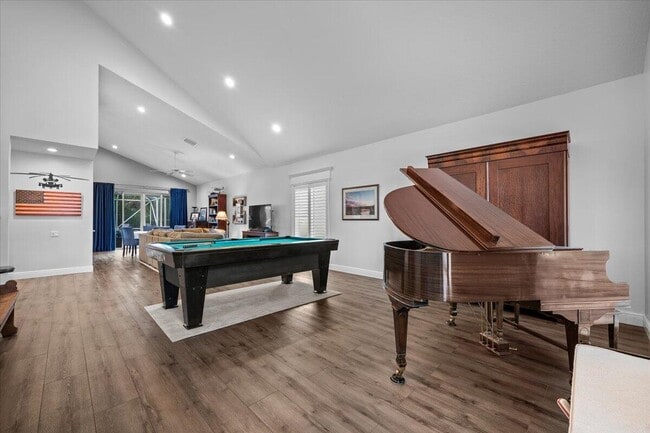 Photo - 83 Satinwood Ln