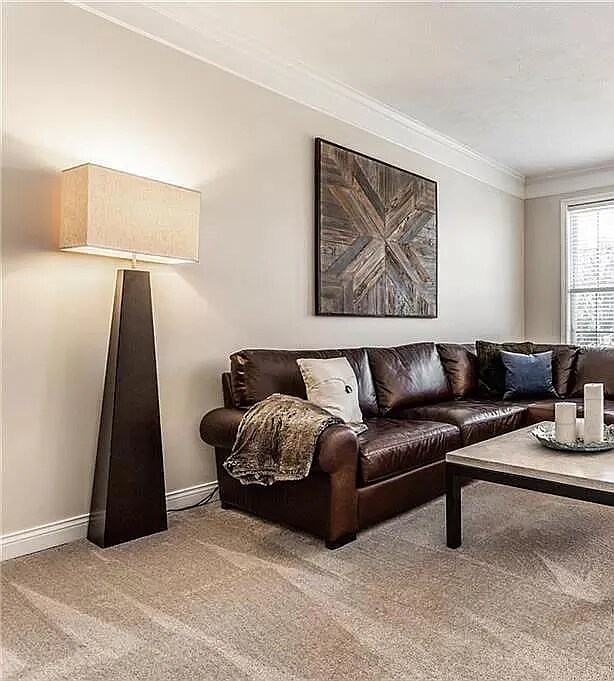 Photo - 8643 N Meridian St