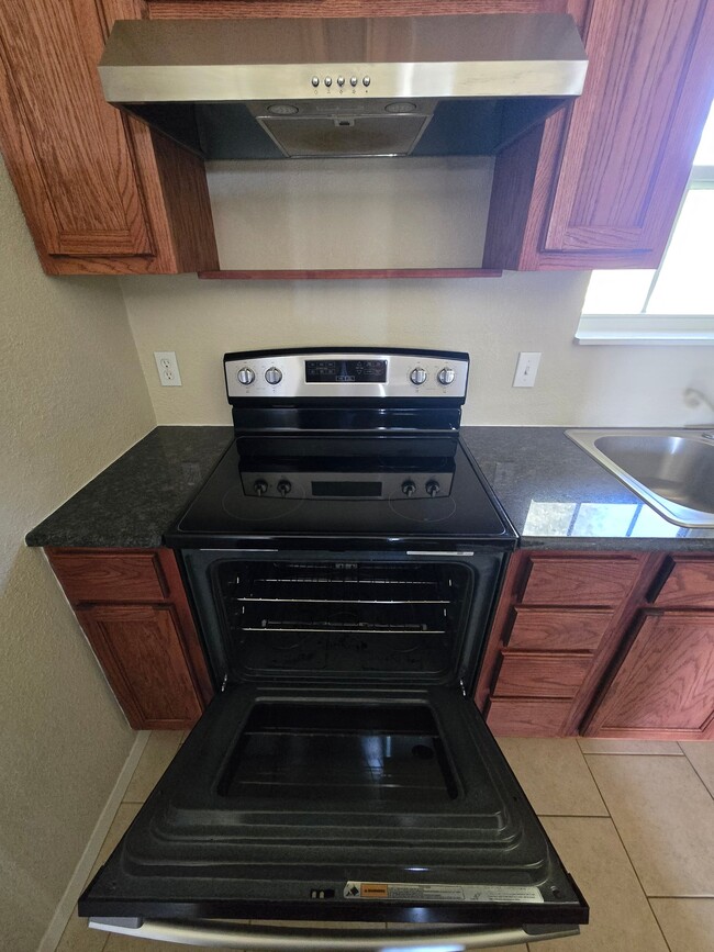 Photo - 110 Silver Fox