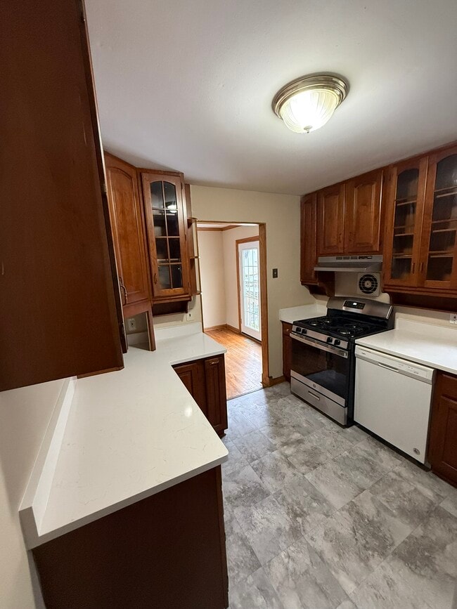 Photo - 8610 35th Ave