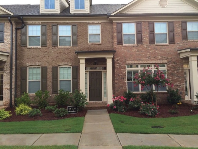 Photo - 7735 Pierpoint Ln