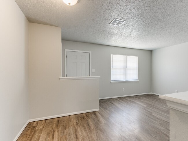 Photo - 1610 Southern Heights Ave