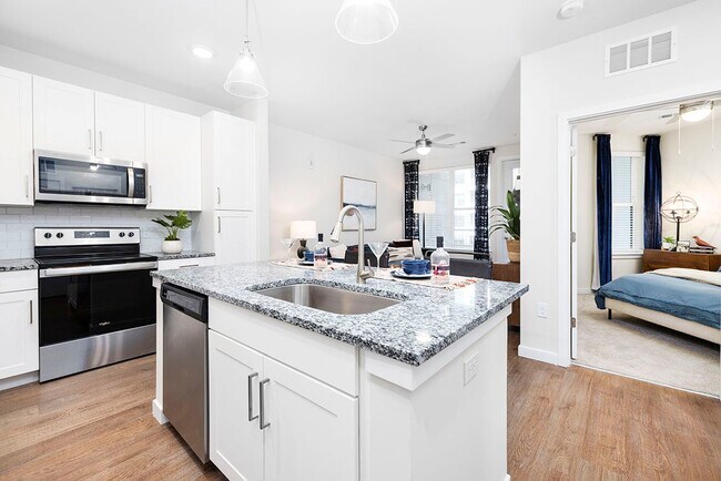 Isla de cocina | The Station at San Marco | Jacksonville, FL - The Station at San Marco