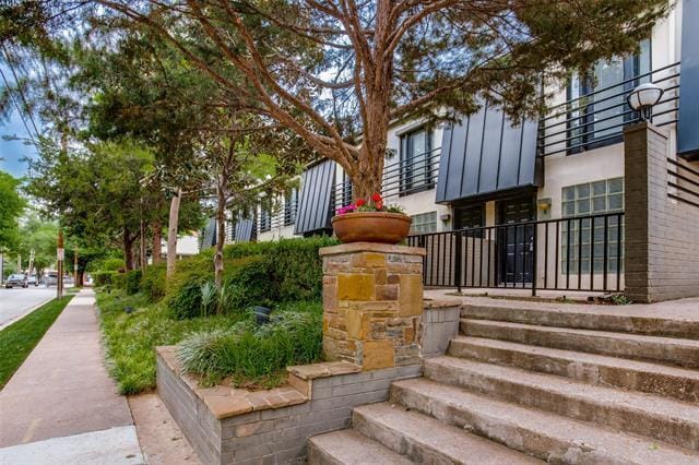 Photo - 4414 Buena Vista St Unit 8