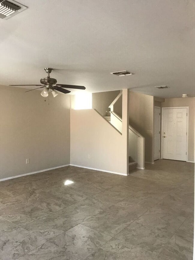 Photo - Spacious 4 bed/2 bath