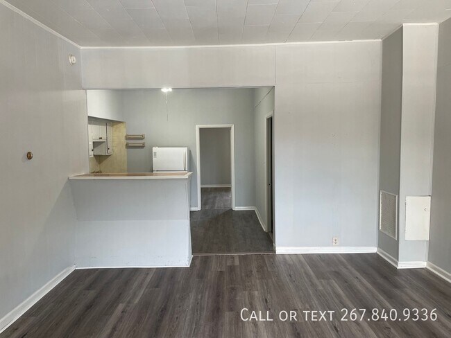 132 N King St Unit UPSTAIRS