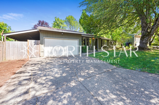 Photo - Quaint Lake Oswego Ranch