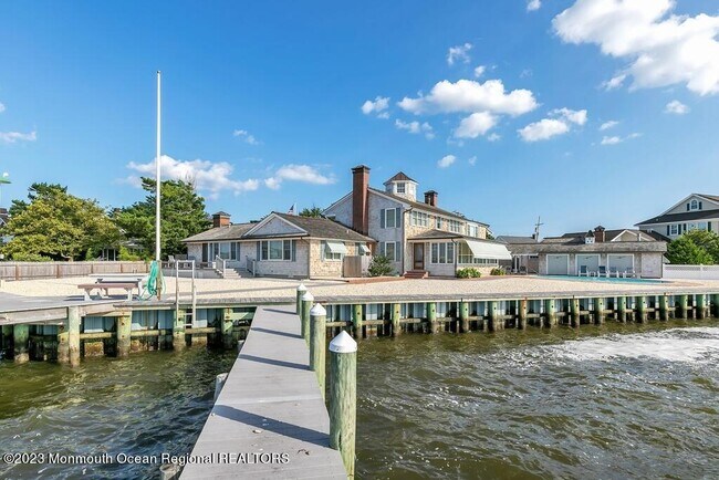 Photo - 127 Curtis Point Dr