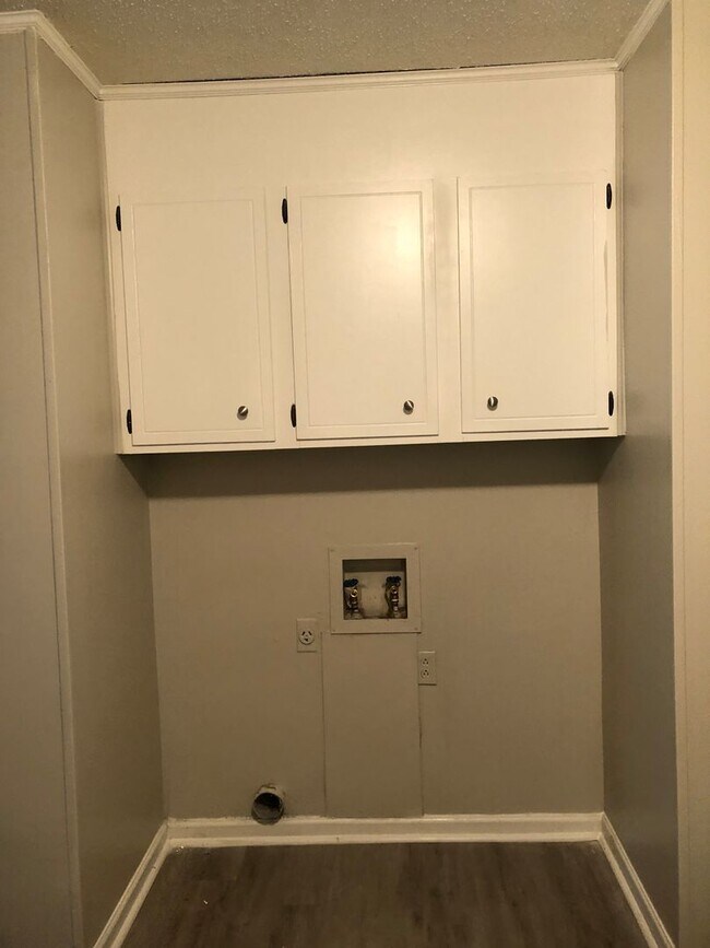 Photo - MOVE-IN READY!