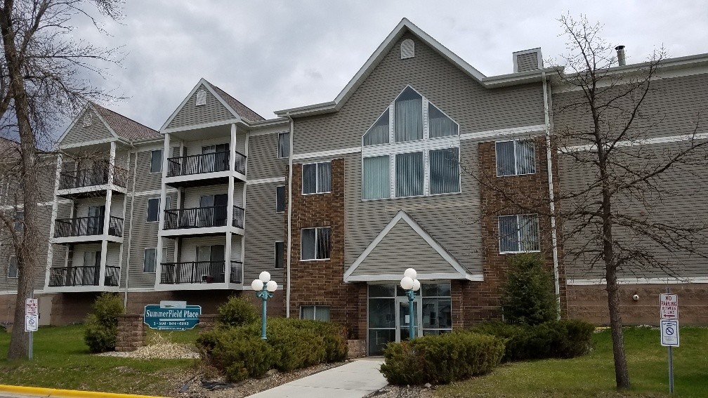 SummerField Baudette Highrise - SummerField Baudette Highrise Apartments