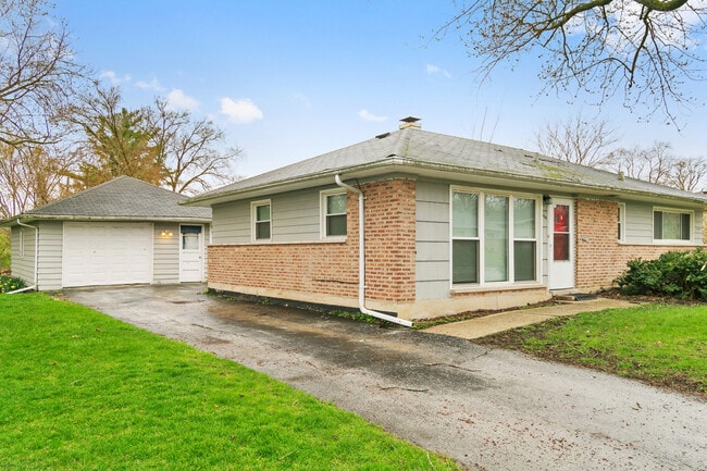 Building Photo - 129 Nauvoo St Rental