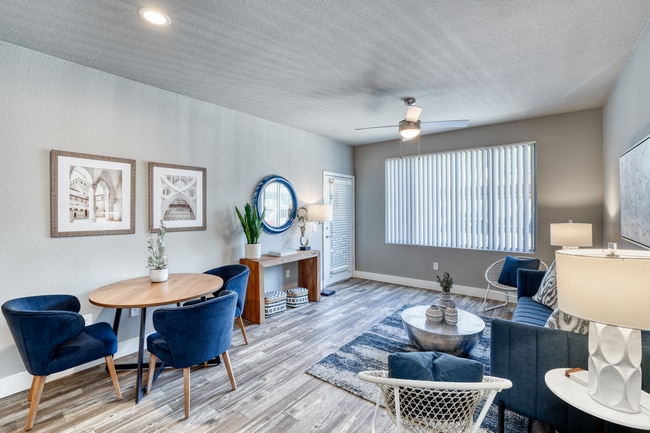 Oxford Apartments