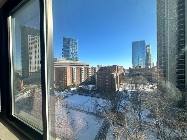 Photo - 9 Hawthorne Pl Unidad 9K