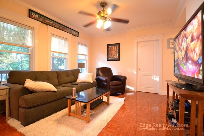 Photo - 7 Delaware Pl Unidad 1