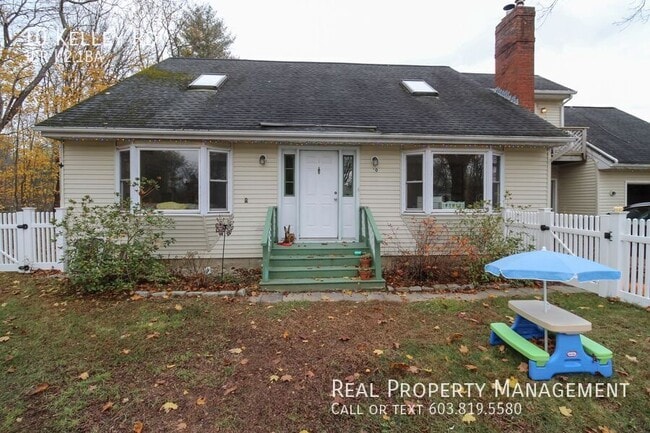 Building Photo - 10 Kelley Rd