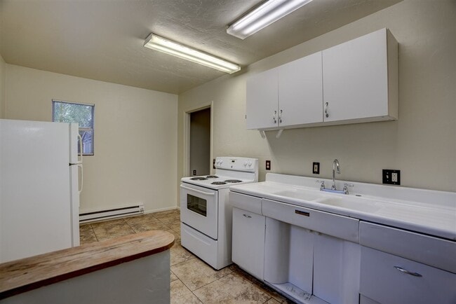 Photo - 211 N Washington Ave Unit Back House