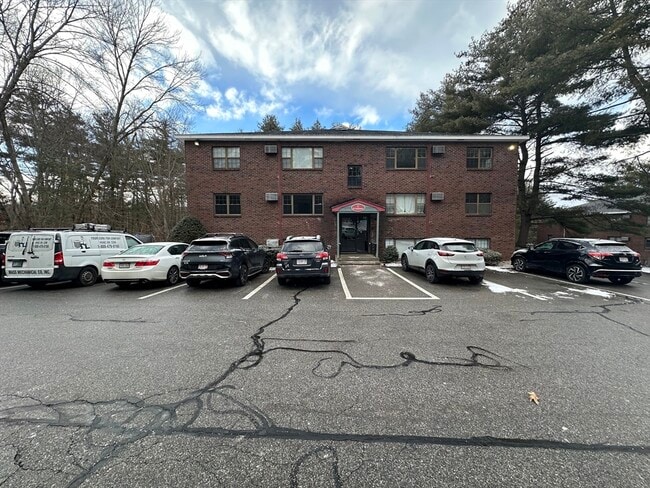 Building Photo - 53 Swanson Ct Unit 21c